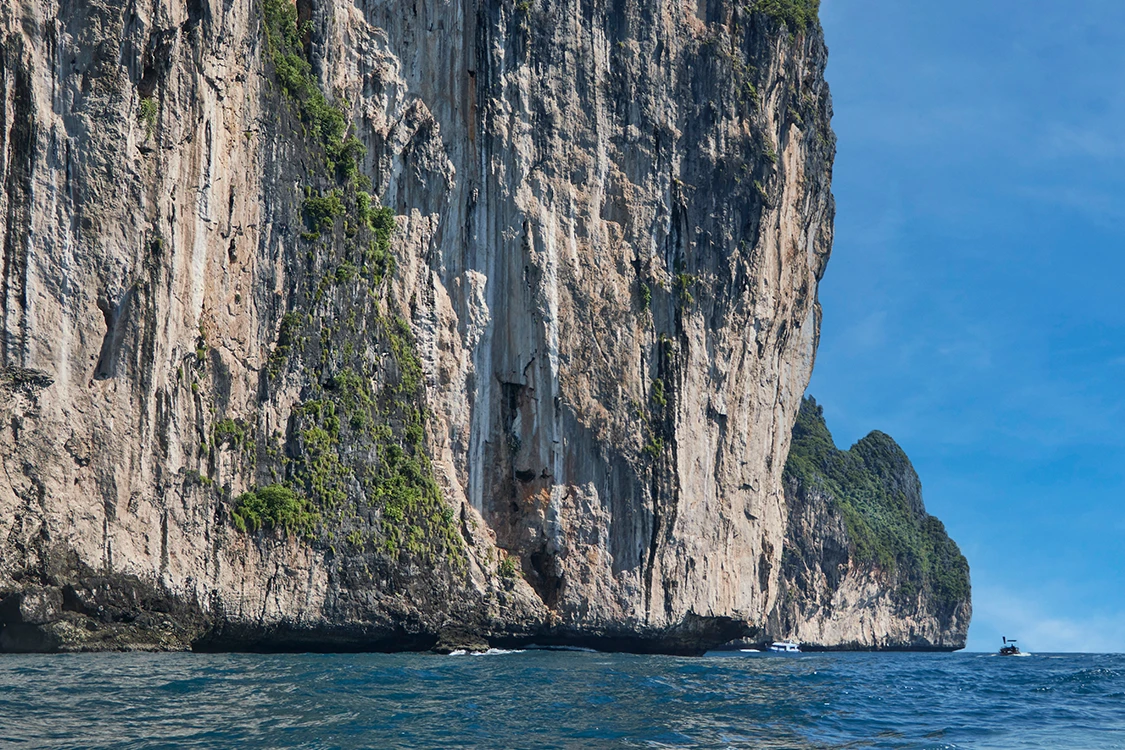 acantilado isla Phi Phi tailandia
